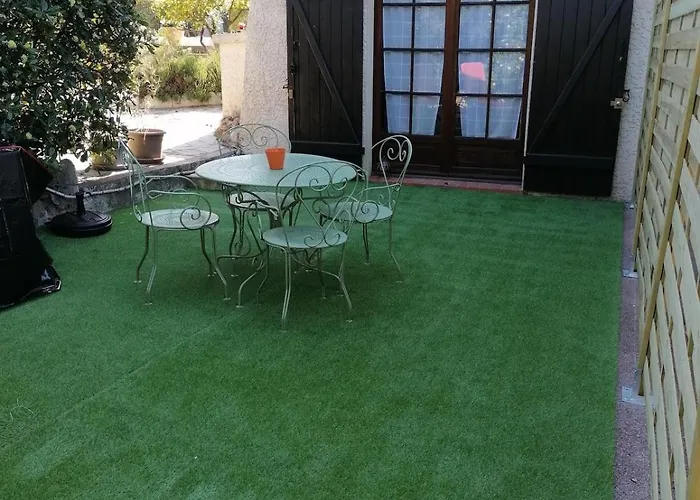 Proche Des Criques Saint-Raphaël