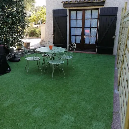 Proche Des Criques Saint-Raphaël