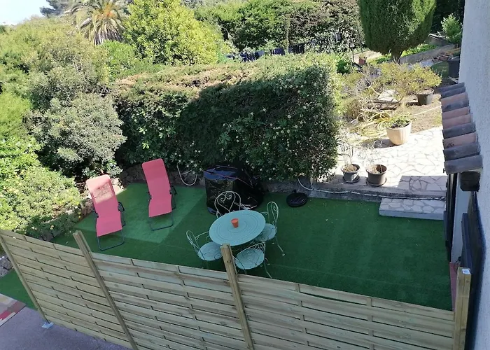 Proche Des Criques 아파트 *